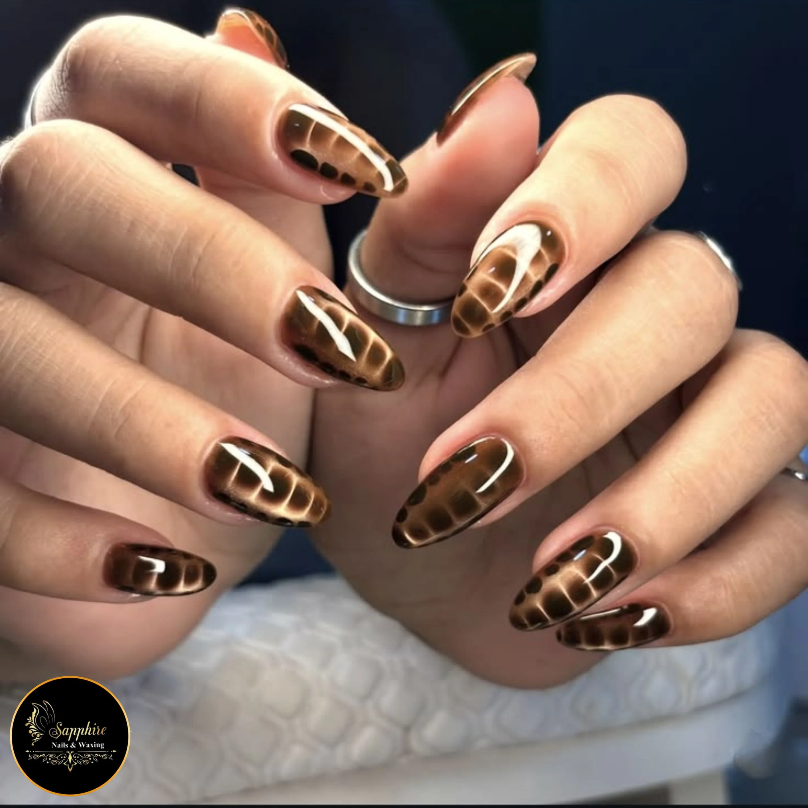 nail